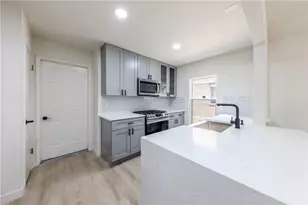 7601 West Gate Blvd, Austin, TX 78745 - Photo 11