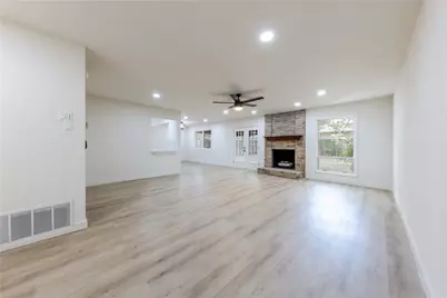 7601 West Gate Boulevard, Austin, TX 78745 - Photo 5
