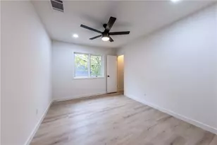 7601 West Gate Blvd, Austin, TX 78745 - Photo 25