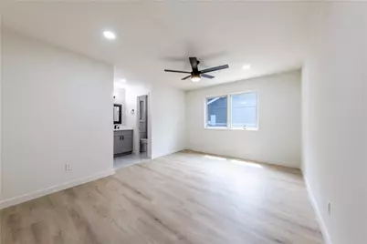 7601 West Gate Boulevard, Austin, TX 78745 - Photo 19