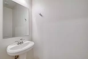 122 Lucky Texan Cv, Jarrell, TX 76537 - Photo 17