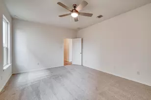 122 Lucky Texan Cv, Jarrell, TX 76537 - Photo 13