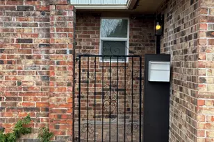 4701 Sagebrush Cir, Austin, TX 78745 - Photo 3