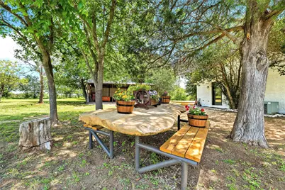 372 Hidden Oaks Drive, Elgin, TX 78621 - Photo 35