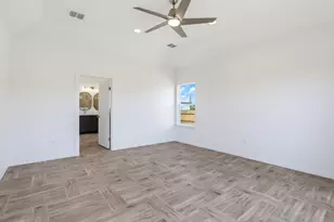 201 El Rey Dr, Kyle, TX 78640 - Photo 13