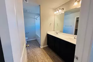 1320 Walden Pond Dr, Pflugerville, TX 78660 - Photo 11