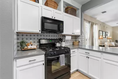 113 Honey Creek Trail, Georgetown, TX 78633 - Photo 9