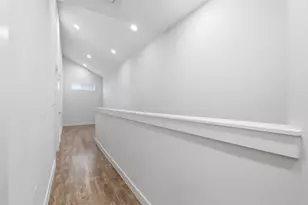 801 N Bluff Dr, Austin, TX 78745 - Photo 19