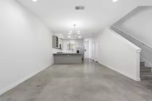 801 N Bluff Dr, Austin, TX 78745 - Photo 9