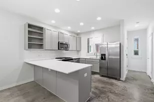 801 N Bluff Dr, Austin, TX 78745 - Photo 3