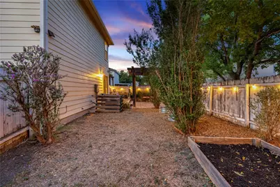 8609 Claude Court, Austin, TX 78747 - Photo 19