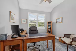 220 Cruising Oak St, San Marcos, TX 78666 - Photo 7
