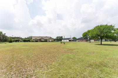 221 Breakaway Road, Cedar Park, TX 78613 - Photo 9