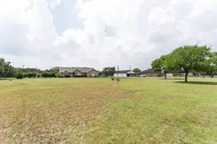 221 Breakaway Rd, Cedar Park, TX 78613 - Photo 9
