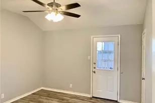 206-B Tamara Ct, Georgetown, TX 78628 - Photo 5