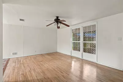 5200 Avon Place, Austin, TX 78723 - Photo 9