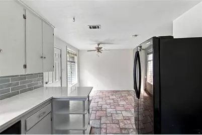 5200 Avon Place, Austin, TX 78723 - Photo 15