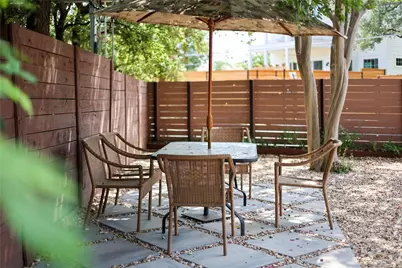 2201 E 9th Street, Austin, TX 78702 - Photo 31