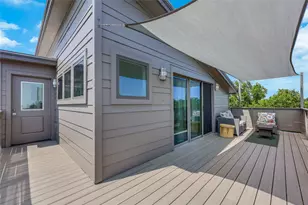 2201 E 9th St, Austin, TX 78702 - Photo 29