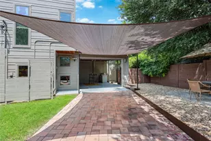2201 E 9th St, Austin, TX 78702 - Photo 35