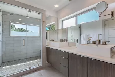 2201 E 9th Street, Austin, TX 78702 - Photo 27