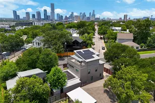 2201 E 9th St, Austin, TX 78702 - Photo 3