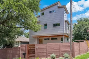 2201 E 9th St, Austin, TX 78702 - Photo 3
