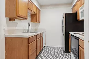 12319 Turtle Rock Rd, Austin, TX 78729 - Photo 9