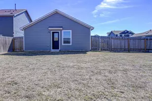 517 Thunderstorm Ave, Lockhart, TX 78644 - Photo 23