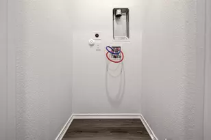 517 Thunderstorm Ave, Lockhart, TX 78644 - Photo 15