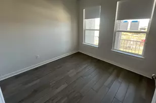 221 Grn Knl Ln, Georgetown, TX 78628 - Photo 3