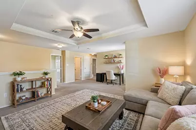 140 Lynn Crest Bend, Buda, TX 78610 - Photo 15