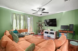 7100 Woodhue Ct, Austin, TX 78745 - Photo 7