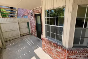 7920 Rockwood Ln, Austin, TX 78757 - Photo 19