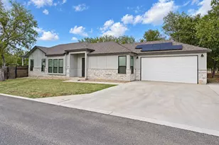 871 Fir Ln, Cottonwood Shores, TX 78657 - Photo 3