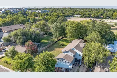 410 Swanee Drive, Austin, TX 78752 - Photo 11