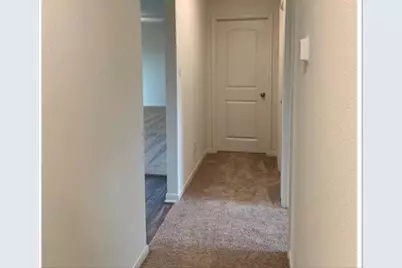 213 N Crescent Park Drive, Jarrell, TX 76537 - Photo 17