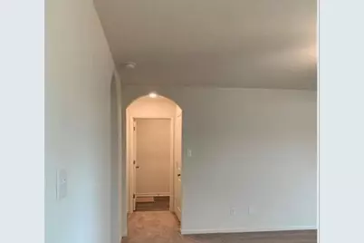 213 N Crescent Park Drive, Jarrell, TX 76537 - Photo 19