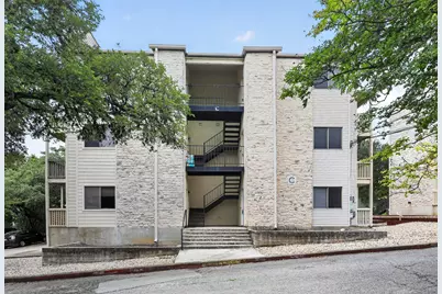 1013 Chestnut Street #C6, San Marcos, TX 78666 - Photo 1