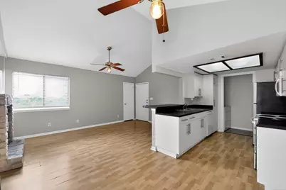 1013 Chestnut Street #C6, San Marcos, TX 78666 - Photo 9