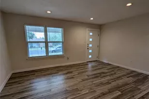 11308 Hilltop St, Austin, TX 78753 - Photo 5