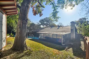 6822 Willamette Dr, Austin, TX 78723 - Photo 37