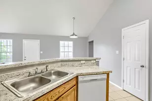 805 Debra Dr, Taylor, TX 76574 - Photo 11