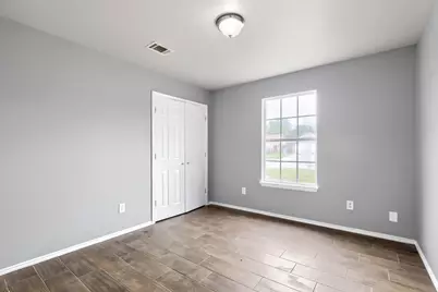 805 Debra Drive, Taylor, TX 76574 - Photo 17