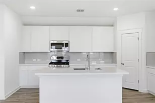 215 Bellie Ln, Kyle, TX 78640 - Photo 5