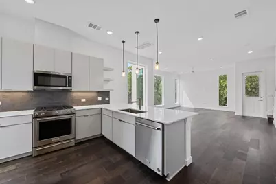 6821 Wolfcreek Pass #2, Austin, TX 78749 - Photo 9