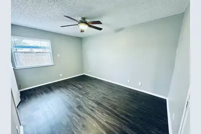 5507 Rose Hill Circle #B, Austin, TX 78745 - Photo 11