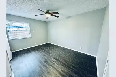 5507 Rose Hill Circle #B, Austin, TX 78745 - Photo 11