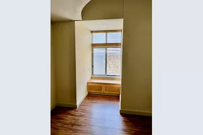 711 W 26th Street #303, Austin, TX 78705 - Photo 9
