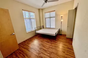 711 W 26th St, Austin, TX 78705 - Photo 11